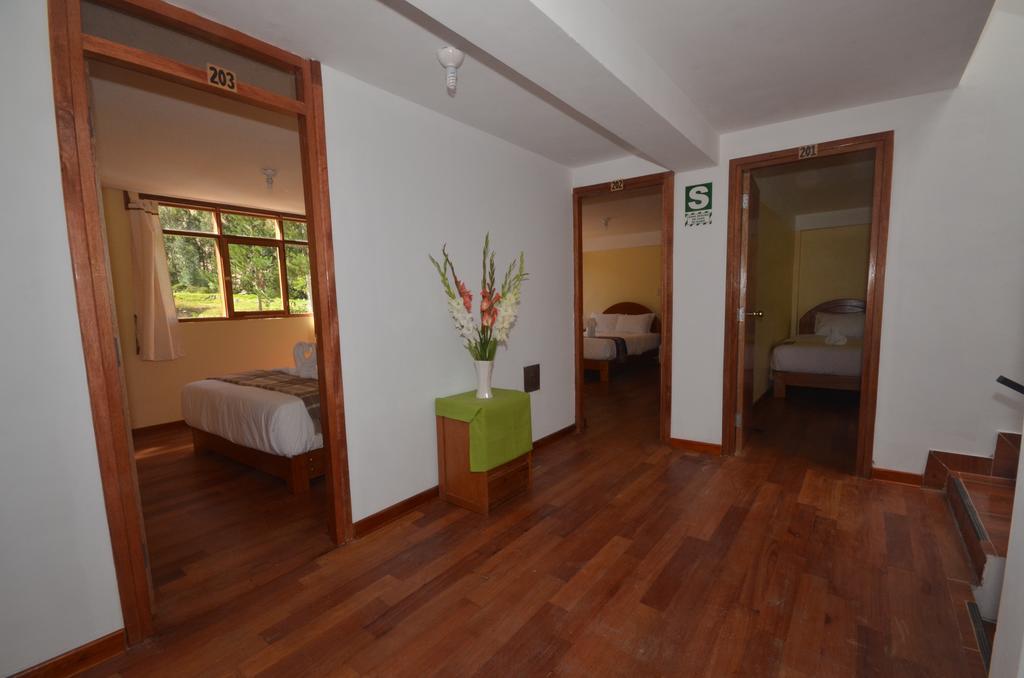 Munay Punku Ollantaytambo Luaran gambar