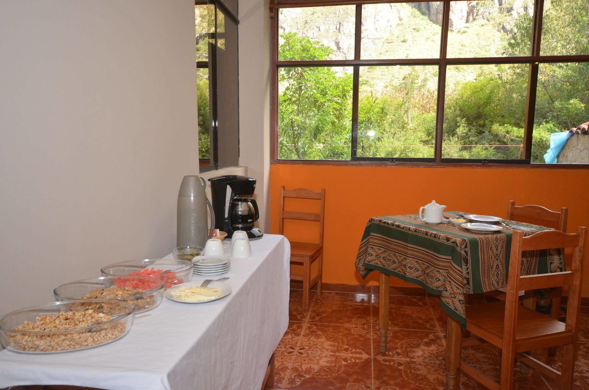 Munay Punku Ollantaytambo Luaran gambar