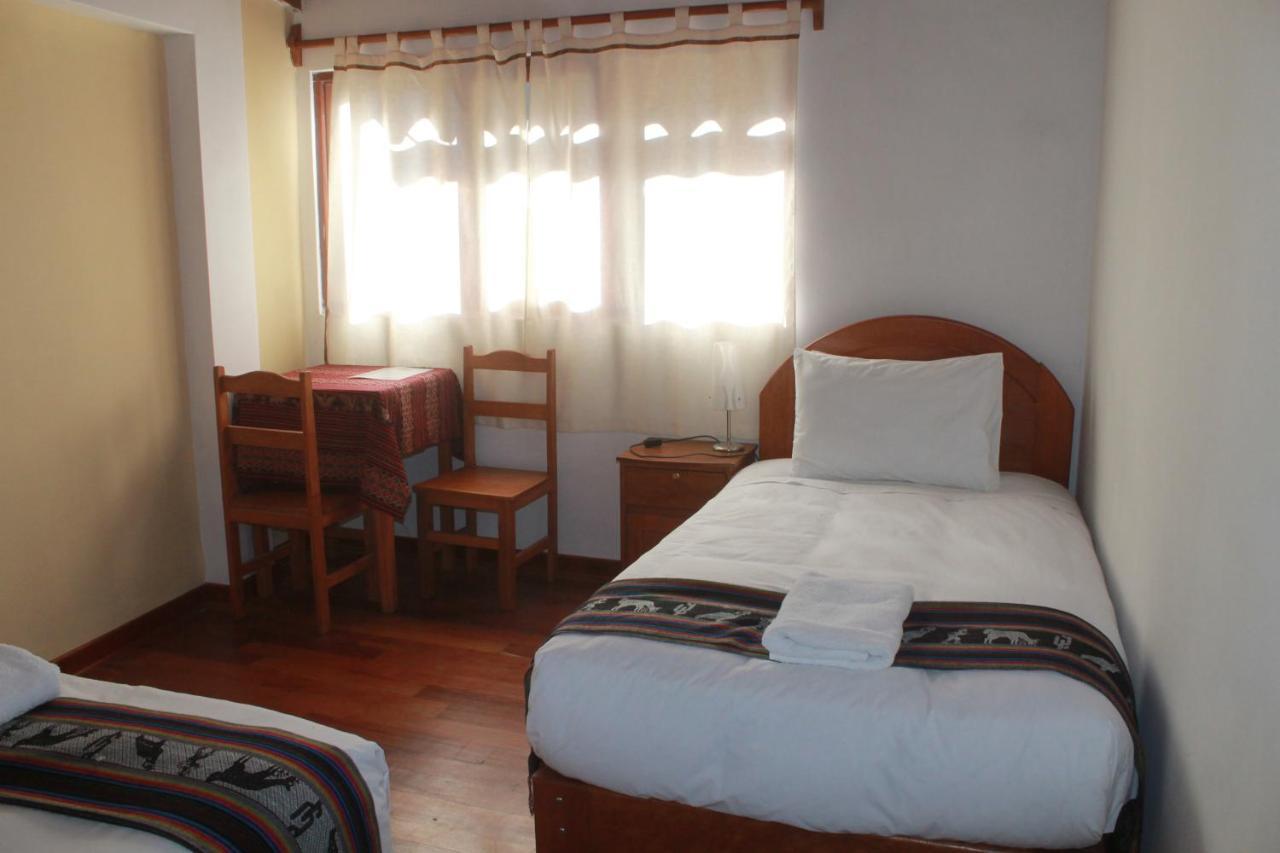 Munay Punku Ollantaytambo Luaran gambar